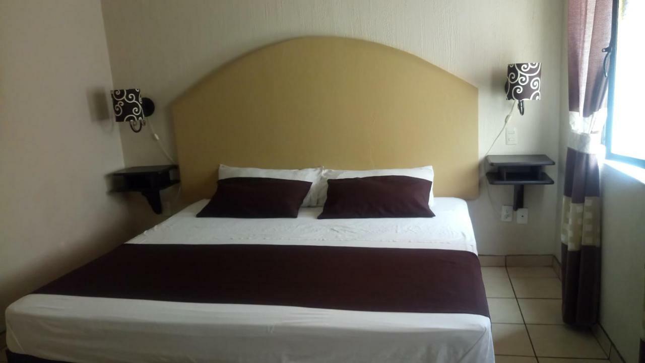 Union de Tula Hotel Brambila מראה חיצוני תמונה