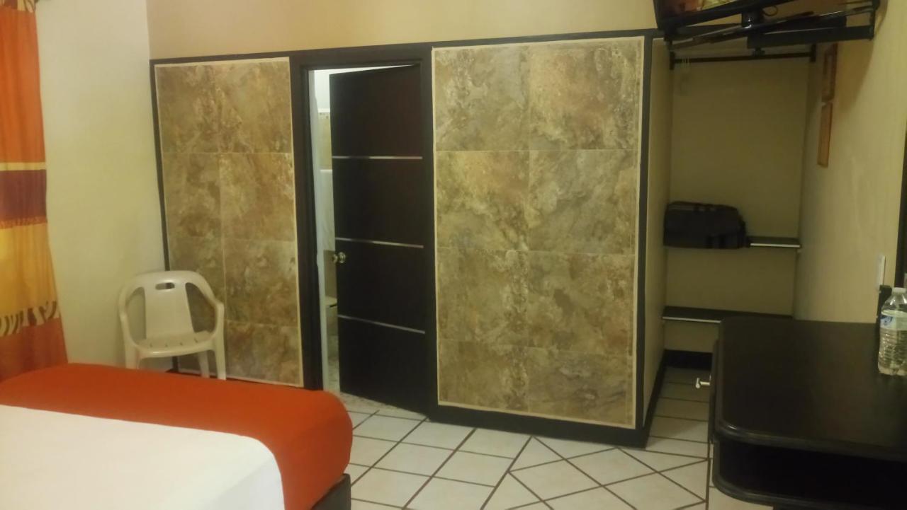 Union de Tula Hotel Brambila מראה חיצוני תמונה